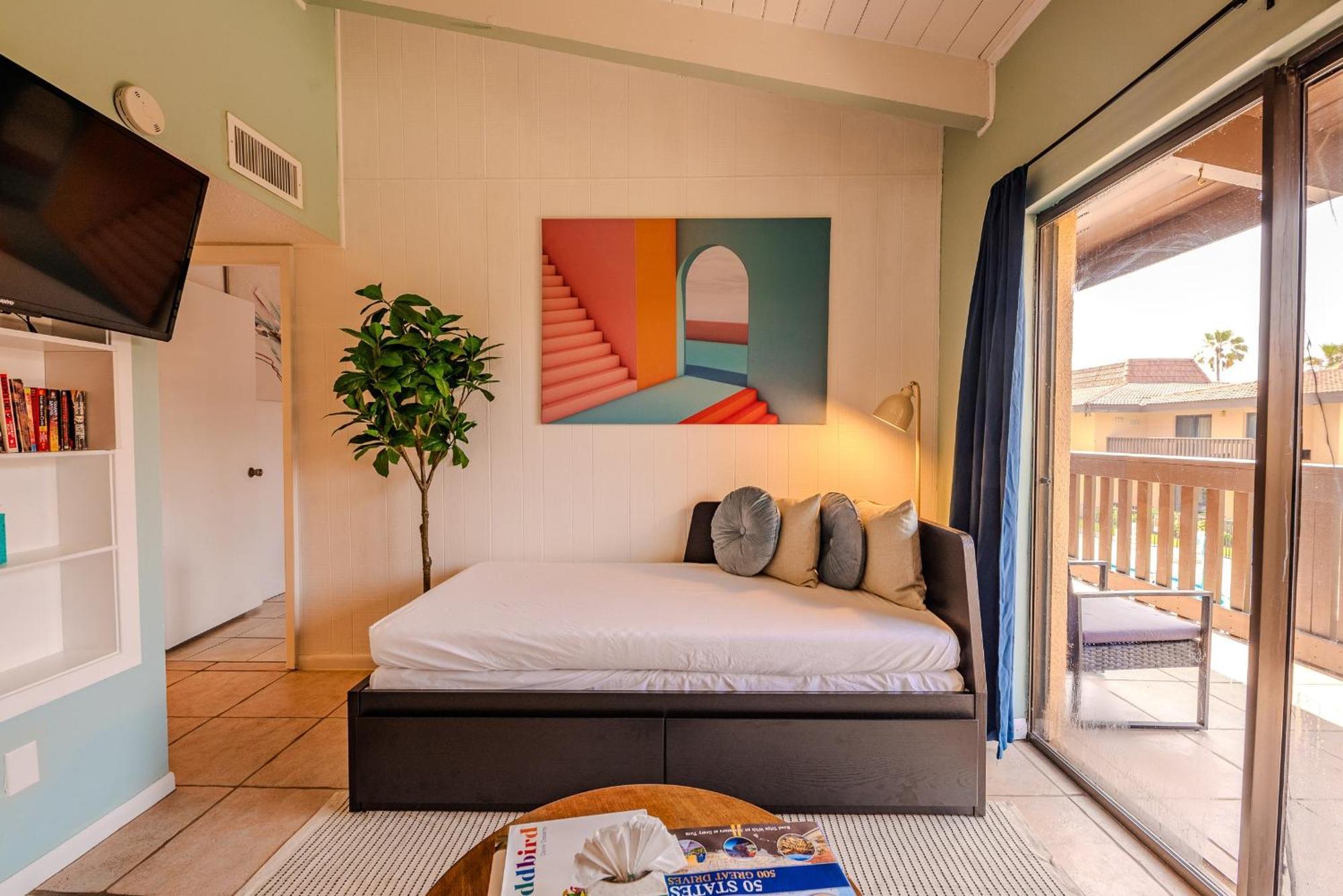 Kingfishers Retreat Serene 1Br Escape With Balcony 207 South Padre Island Buitenkant foto