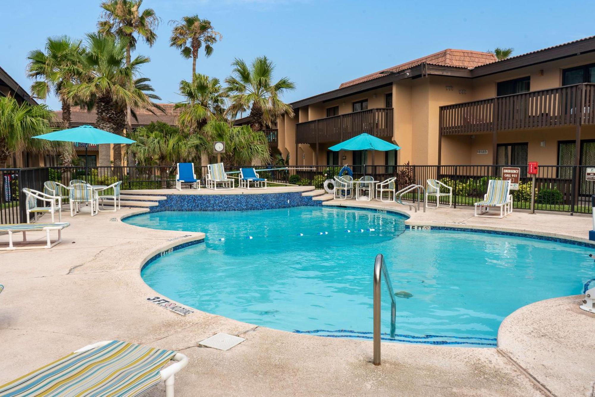 Kingfishers Retreat Serene 1Br Escape With Balcony 207 South Padre Island Buitenkant foto